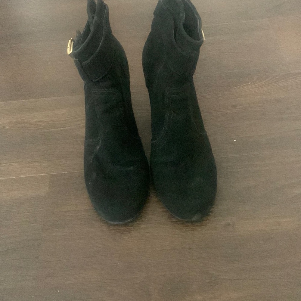 Tory Burch round toe ankle boots